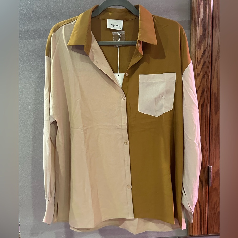 NWT ANDREE BY UNIT Mustard Button-Up Shirt